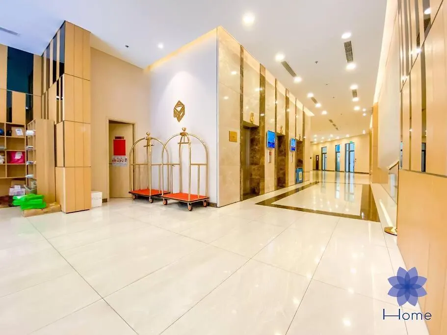 Apartment For Rent Near Airport. W/Free Gym & Pool Ho Chi Minh City 0*,