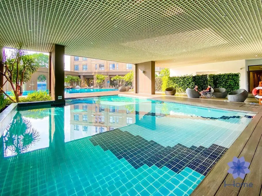Apartment For Rent Near Airport. W/Free Gym & Pool Ho Chi Minh City