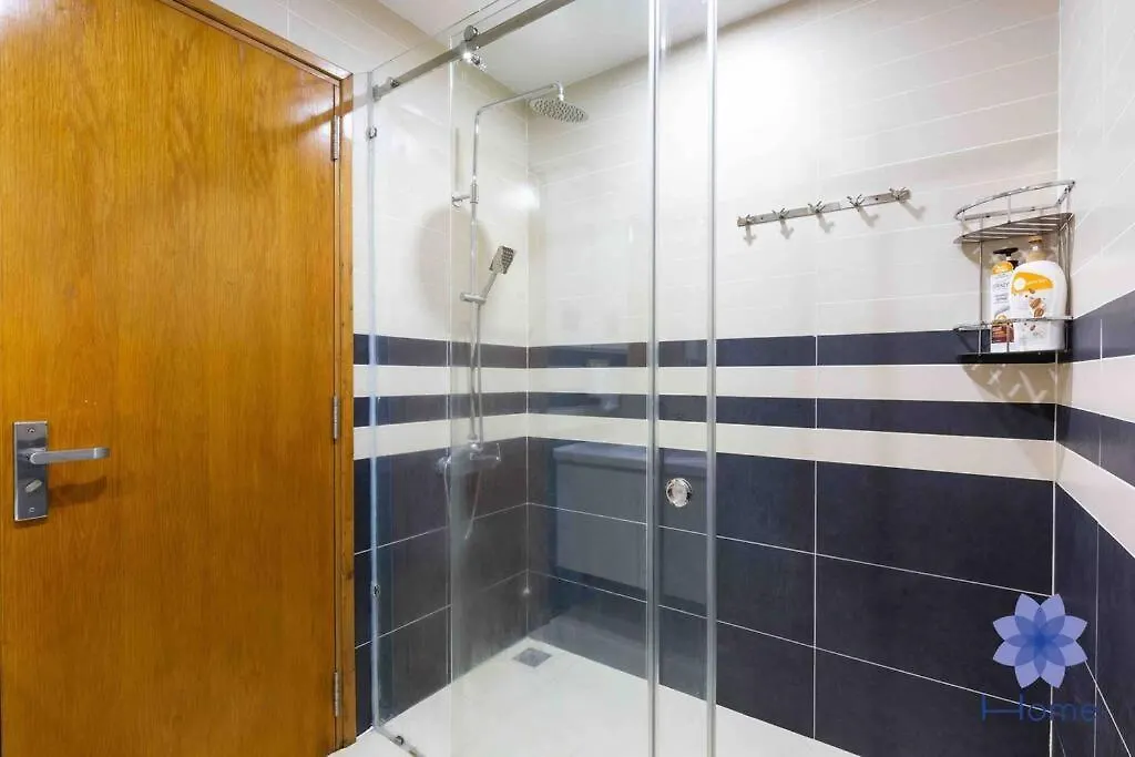 Apartment For Rent Near Airport. W/Free Gym & Pool Ho Chi Minh City 0*,