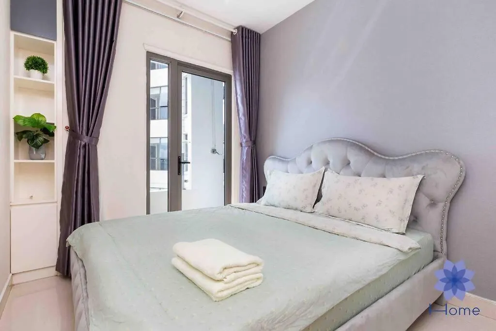 Apartment For Rent Near Airport. W/Free Gym & Pool Ho Chi Minh City Vietnam
