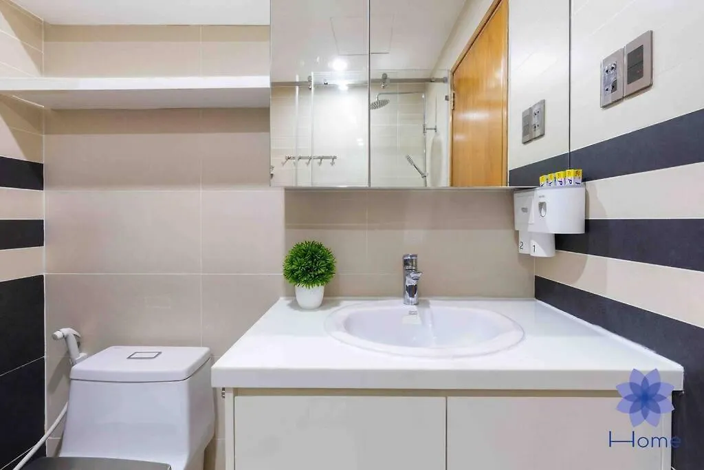 Apartment For Rent Near Airport. W/Free Gym & Pool Ho Chi Minh City