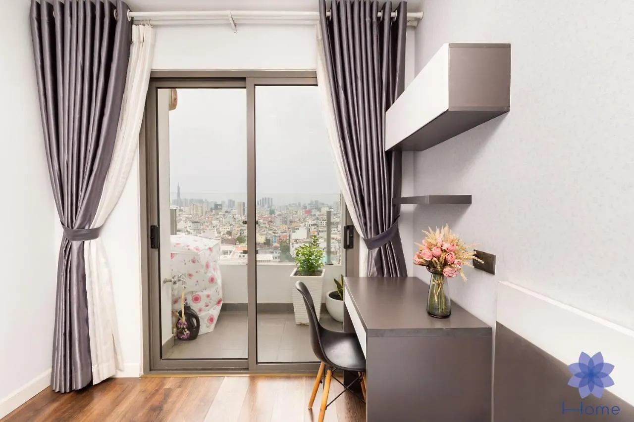 Apartment For Rent Near Airport. W/Free Gym & Pool Ho Chi Minh City