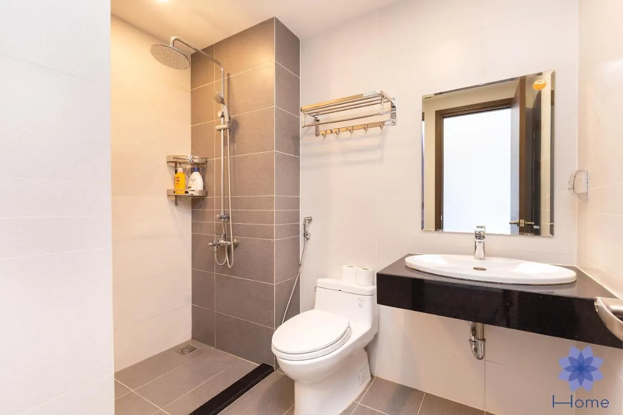 Apartment For Rent Near Airport. W/Free Gym & Pool Ho Chi Minh City