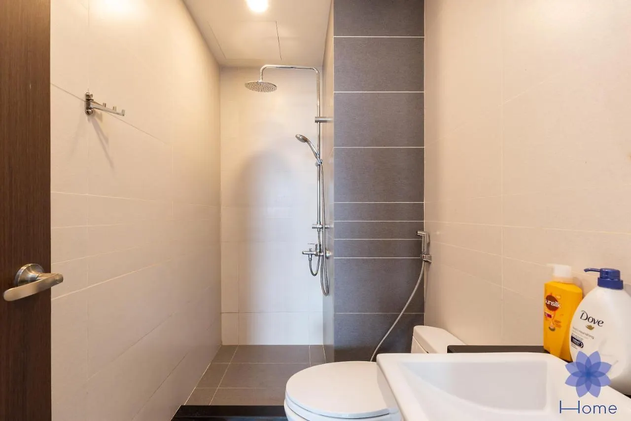 Apartment For Rent Near Airport. W/Free Gym & Pool Ho Chi Minh City 0*,  Vietnam