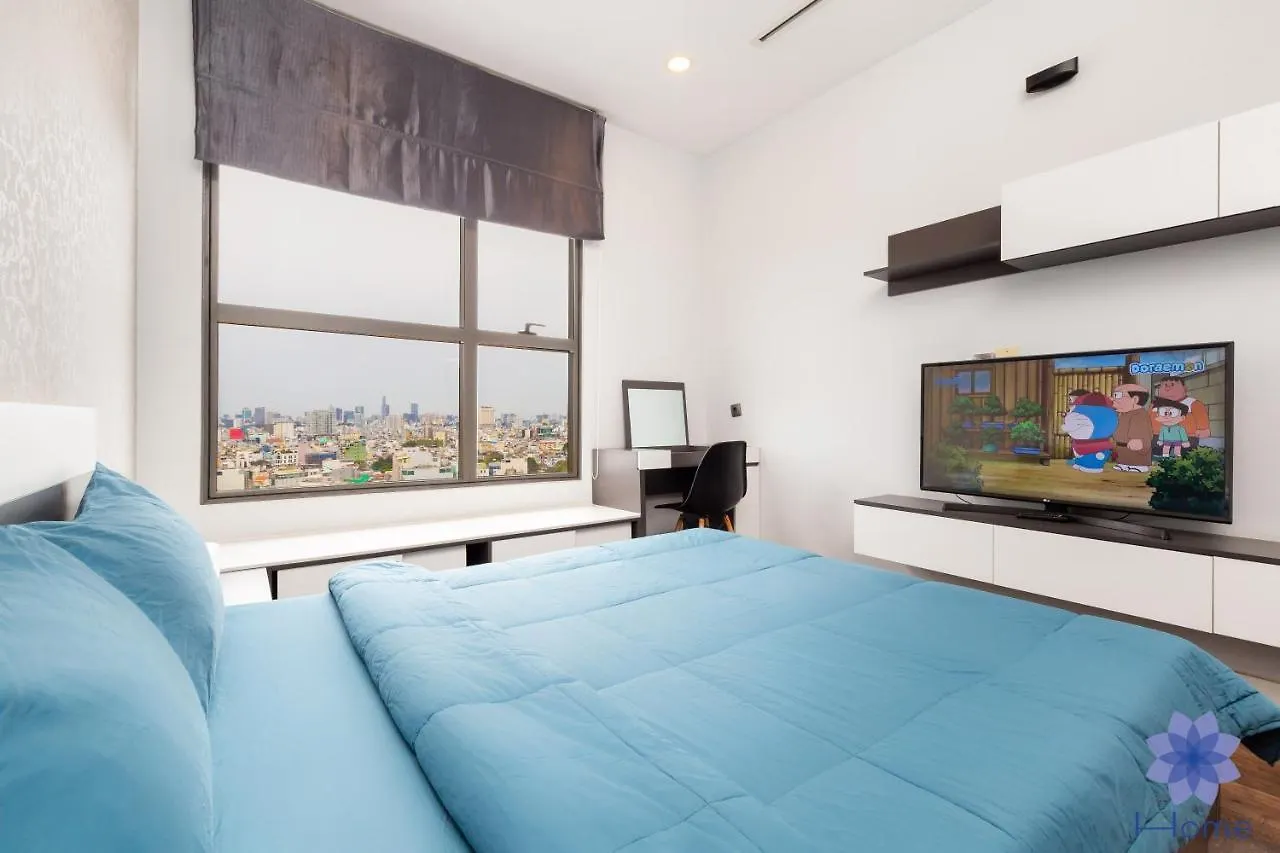 Apartment For Rent Near Airport. W/Free Gym & Pool Ho Chi Minh City