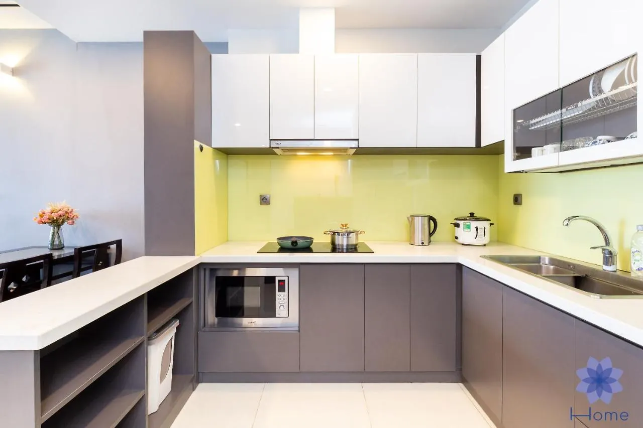 Apartment For Rent Near Airport. W/Free Gym & Pool Ho Chi Minh City